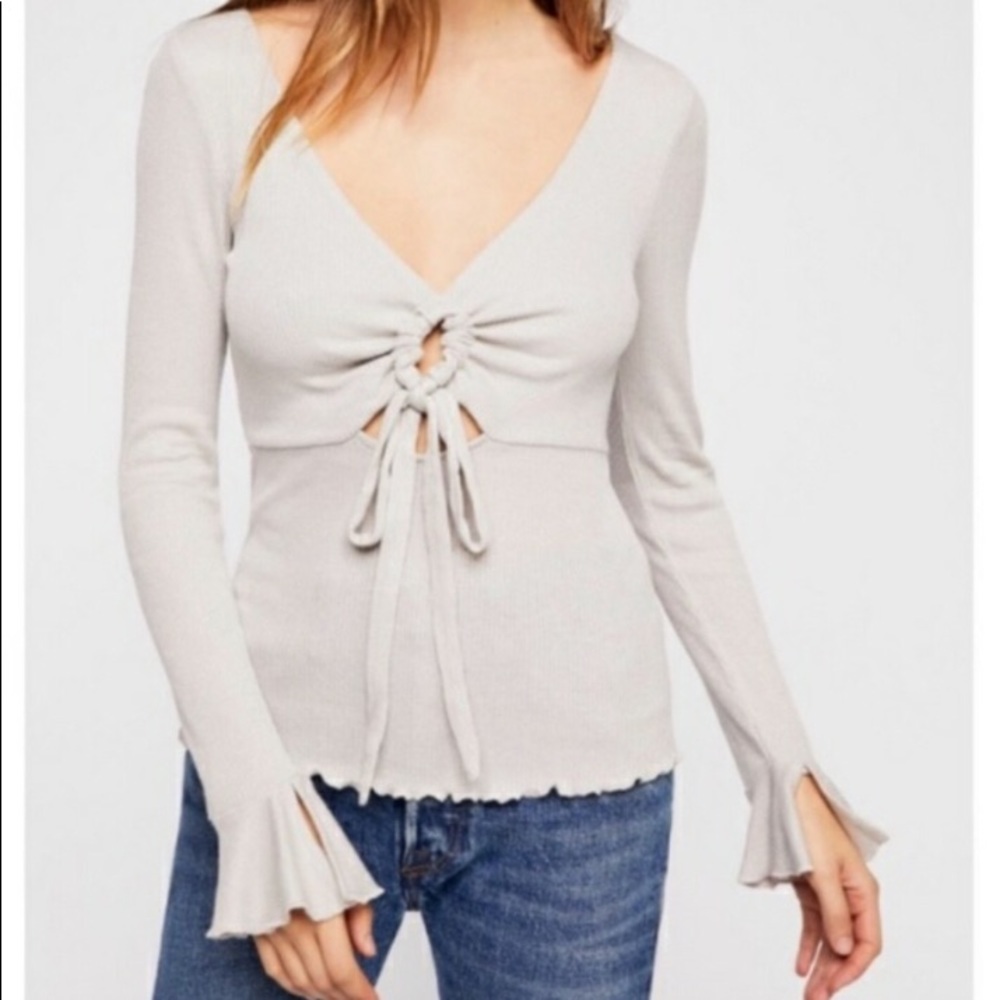 Free People cream coloured tie bell sleeve top 🔔